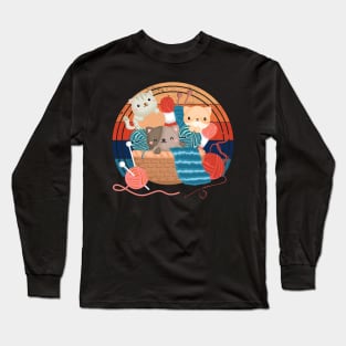 vintage kittens with yarns Long Sleeve T-Shirt